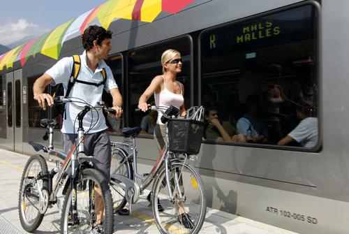 Il treno della venosta in bici