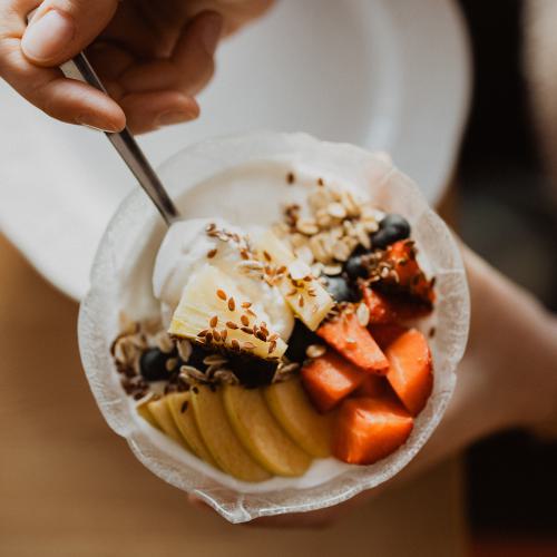 Goditi la colazione in ciotola all'Hotel Garni Kleefeld Goditi la colazione in ciotola all'Hotel Garni Kleefeld